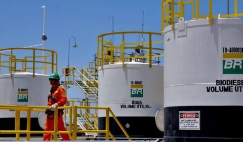 “Tributos imprescindíveis” não podem financiar o lucro de acionistas da Petrobras, diz ministro de Minas e Energia