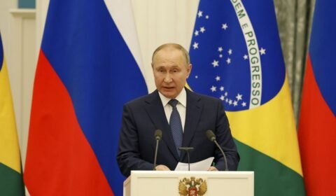 Além de apoiar a permanência da Rússia no G20, Brasil quer manter fluxo de fertilizantes russos