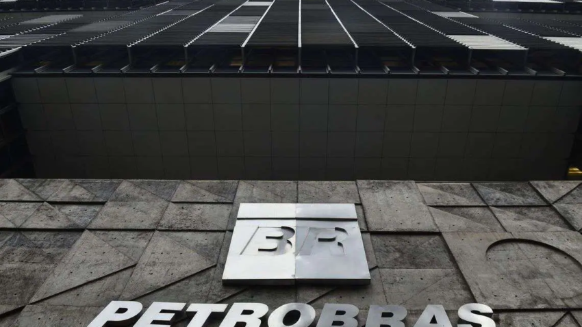 Petrobras deve anunciar aumento do preço dos combustíveis nesta sexta (17)
