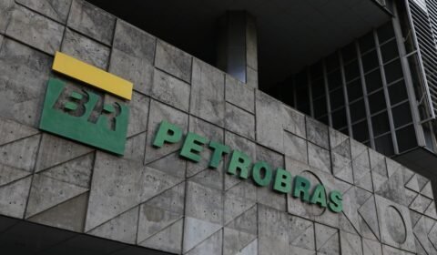 Petrobras aumenta em 8,87% preço do diesel