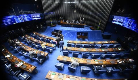 Milhares de prefeitos vão a Brasília contra ‘PEC Kamikaze’, que prevê redução de receita para municípios