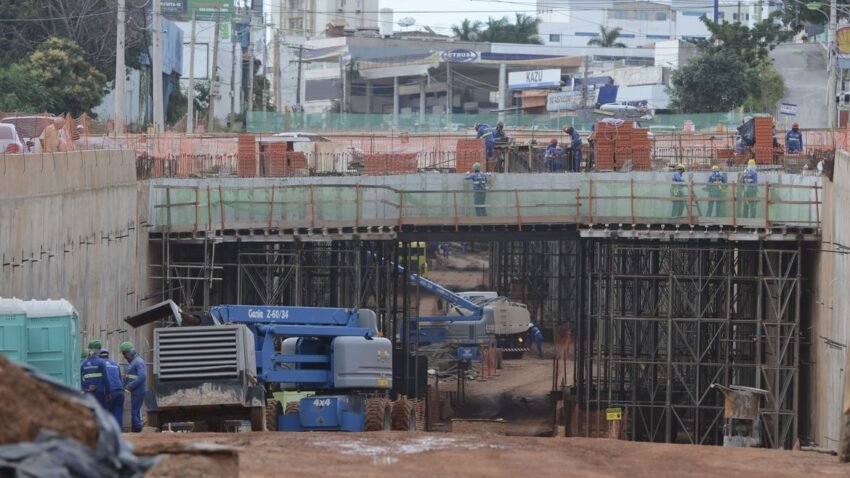 Investimento em infraestrutura desaba no Brasil