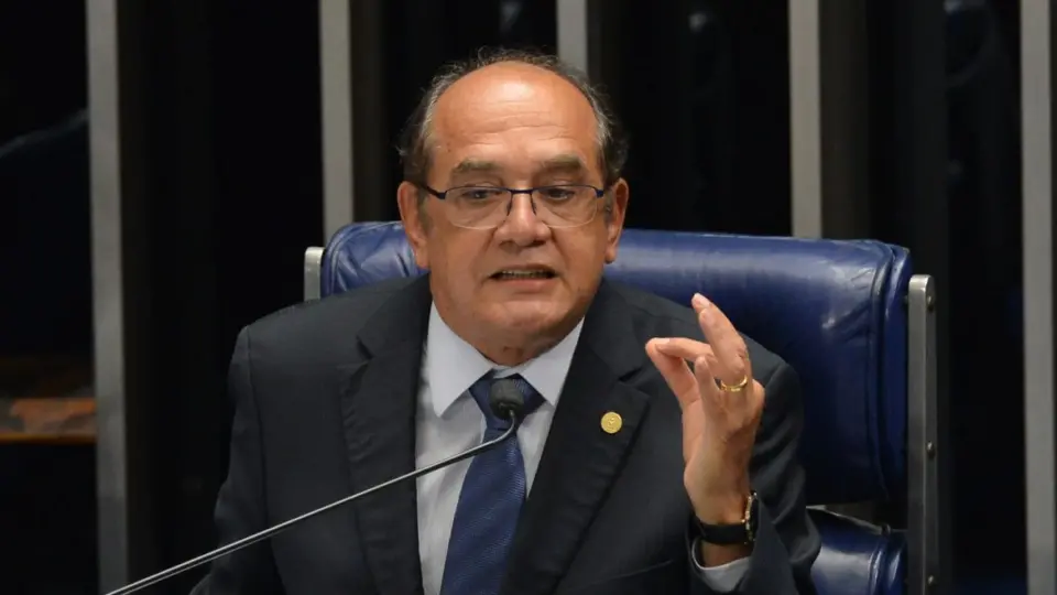 Gilmar Mendes autoriza Bolsa Família fora do teto de gastos. Decisão reduz pressão sobre Lula a respeito da PEC da Transição