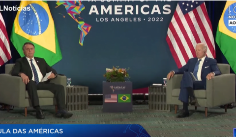 Bolsonaro muda de discurso em encontro com Biden. E, da Cúpula das Américas, presidente brasileiro pede para mercados baixarem os preços dos alimentos