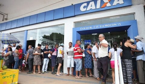 Gastos de R$ 46 bi com subsídios aos combustíveis poderiam zerar fila do Auxílio Brasil