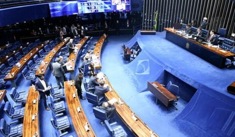 Senado aprova PEC que autoriza mais de R$ 41 bi para pacote de medidas eleitoreiras de Bolsonaro
