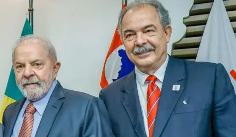 Lula anuncia Aloizio Mercadante na presidência do BNDES e afirma que a “privatização vai acabar”