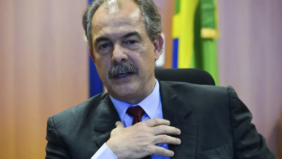 Presidente do BNDES defende Nova Indústria Brasil e diz que é preciso acabar com ‘complexo de vira-lata’