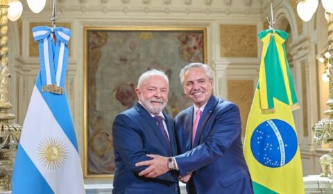 Governo estuda linhas de crédito para exportações à Argentina com garantias para que as empresas brasileiras recebam dos compradores