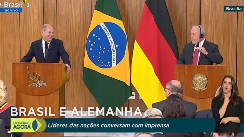 Em Brasília, Lula e chanceler da Alemanha restabelecem relação bilateral