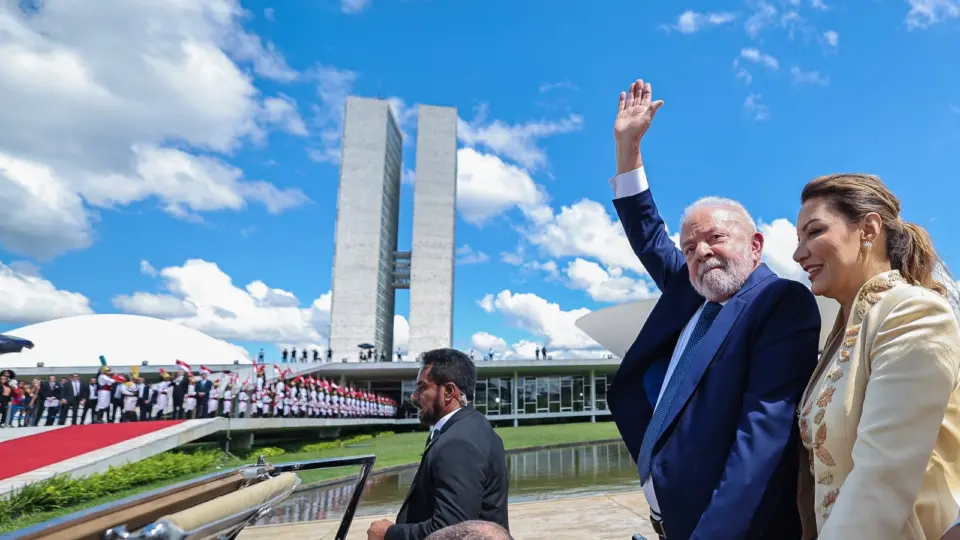 Artigo: As primeiras impressões do governo Lula
