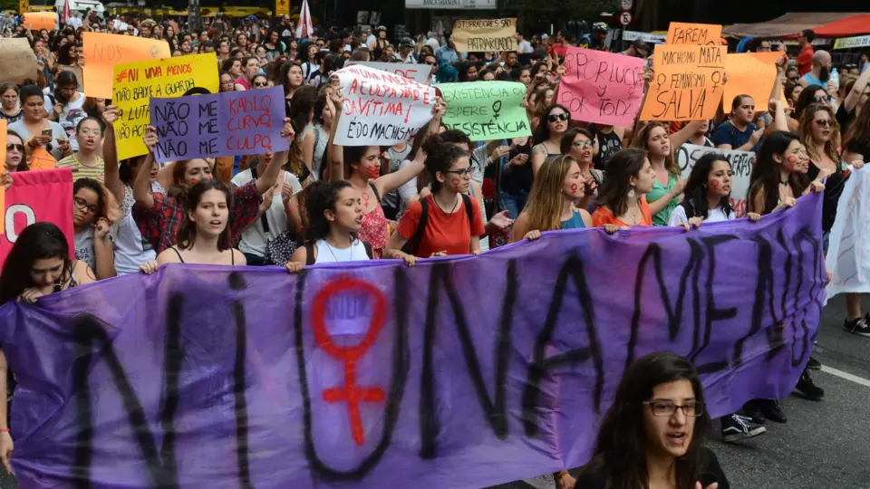 Banco Mundial: Brasil supera média global em igualdade de gênero, mas perde para pares latinos