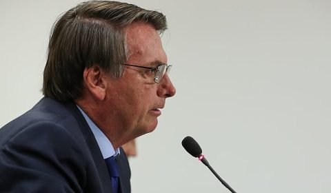 TCU aponta que governo Bolsonaro descumpriu Lei de Responsabilidade Fiscal ao turbinar benefícios em 2022