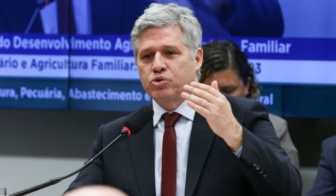 Ministro Paulo Teixeira anuncia plano de reforma agrária