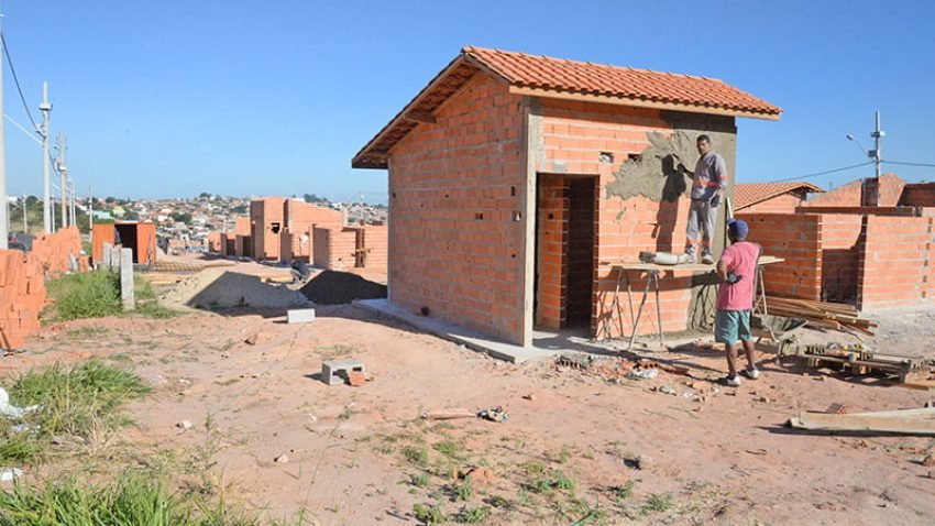 Casas de 15m² do Residencial Mandela, em Campinas, mostram o lado perverso da política habitacional voltada para o pobre que luta por moradia