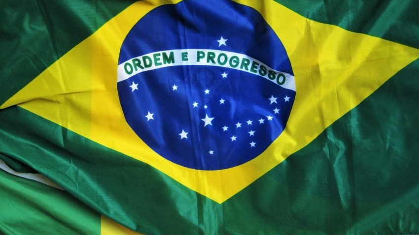 Agências de classificação de risco DBRS e Austin elevam nota de crédito soberano do Brasil