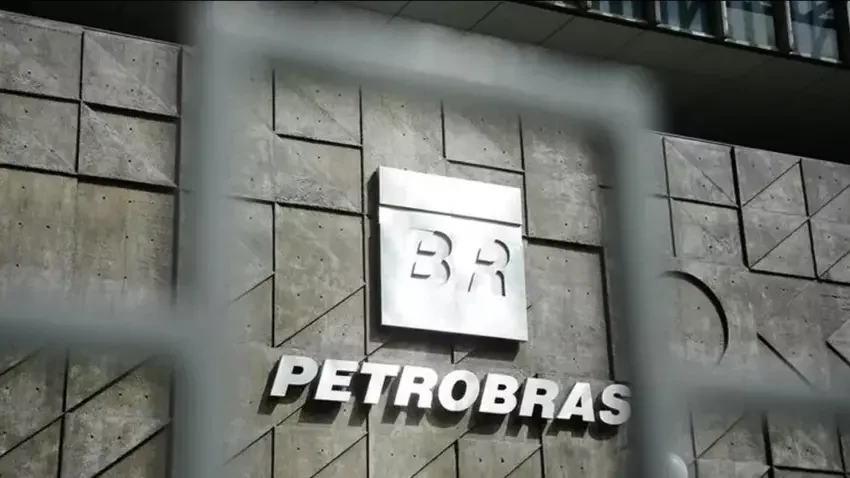 Petrobras anuncia redução do preço do diesel para as distribuidoras. Prates afirma que petróleo seguirá tendo papel central