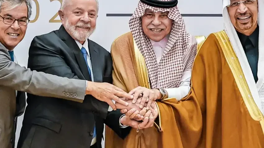 Arábia Saudita fecha acordo com Embraer e pode investir até US$ 9 bi no Brasil até 2030