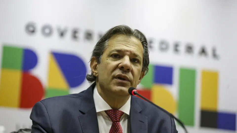 Publicada MP que limita renúncia fiscal do governo Lula. Parte delas passou a valer na 6ª feira
