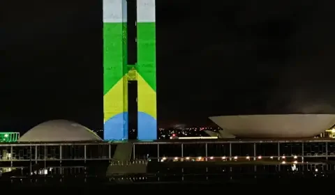 Atos golpistas: há um ano, aliados do ex-presidente Bolsonaro vandalizavam as sedes dos três poderes em Brasília