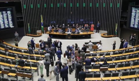 Congresso derruba parcialmente veto de Lula e libera R$ 3,6 bilhões em emendas das comissões