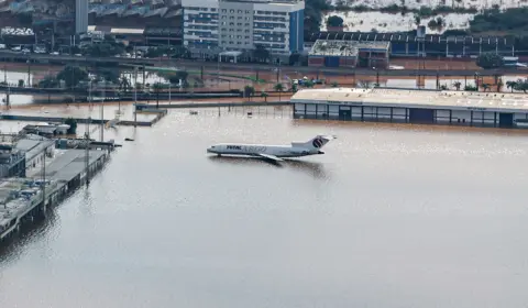 Empresa alemã Fraport se exime de responsabilidade por drenar água de aeroporto de Porto Alegre