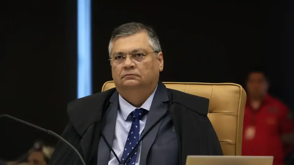 Congresso rejeita MP para crédito extra ao Judiciário em retaliação à decisão de Dino sobre emendas